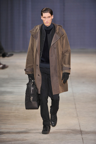 Louis Vuitton / - 2009-2010